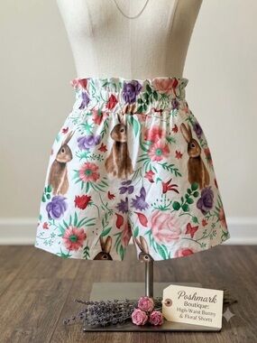 Kawaii Japan summer White Floral & Bunny Print Elastic-Waist Shorts xs